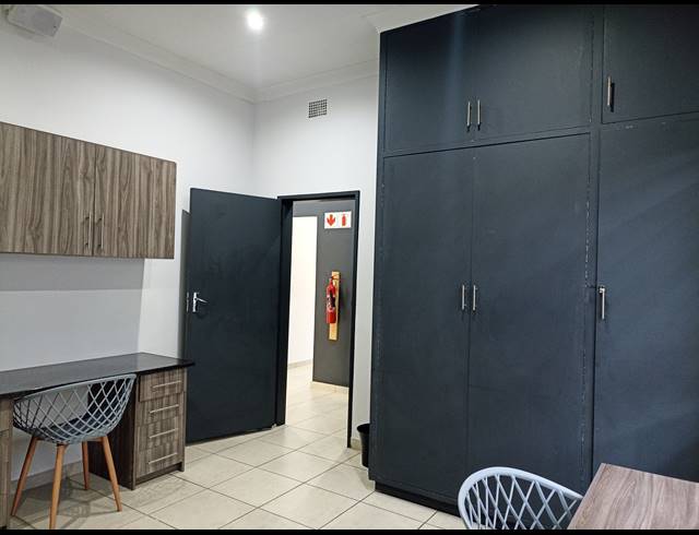 86M² OFFICE RENTED IN BO-DORP